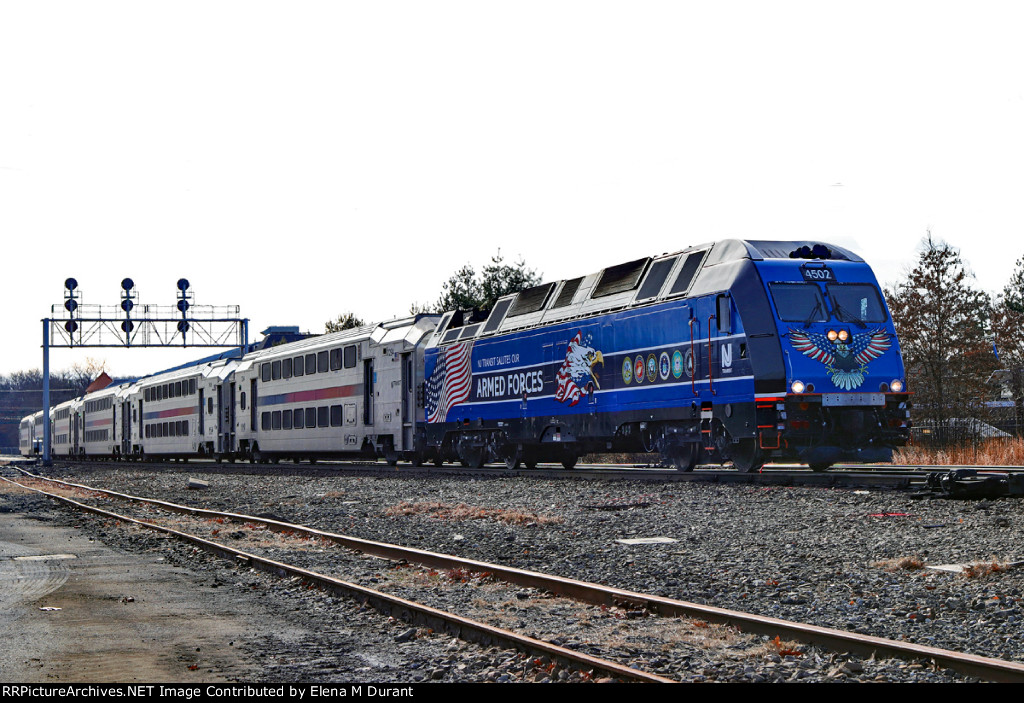 NJT 4502 on Train 1151